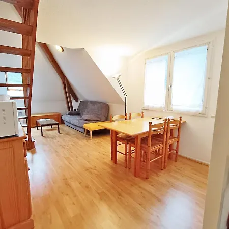 Chez Charlotte, T3 Duplex, Vue Montagne, Parking Gratuit, Ascenseur, 4 Personnes * Bagneres-de-Luchon