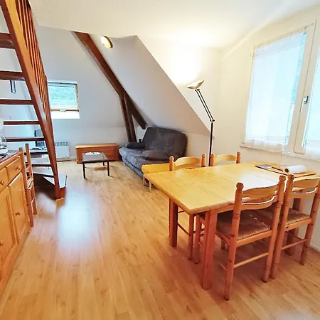Apartmán Chez Charlotte, T3 Duplex, Vue Montagne, Parking Gratuit, Ascenseur, 4 Personnes Bagnères-de-Luchon