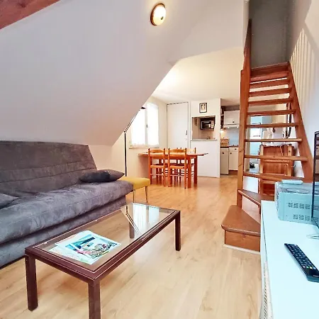 Appartamento Chez Charlotte, T3 Duplex, Vue Montagne, Parking Gratuit, Ascenseur, 4 Personnes