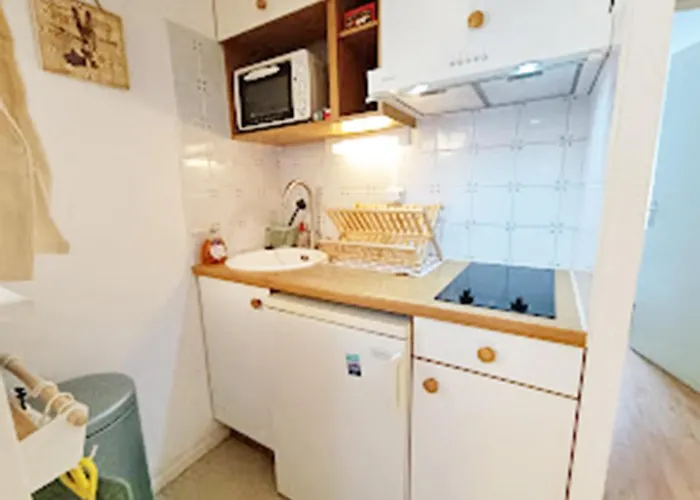 Chez Charlotte, T3 Duplex, Vue Montagne, Parking Gratuit, Ascenseur, 4 Personnes Bagnères-de-Luchon