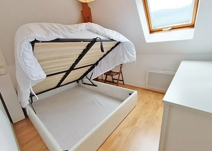 Chez Charlotte, T3 Duplex, Vue Montagne, Parking Gratuit, Ascenseur, 4 Personnes Apartamento *